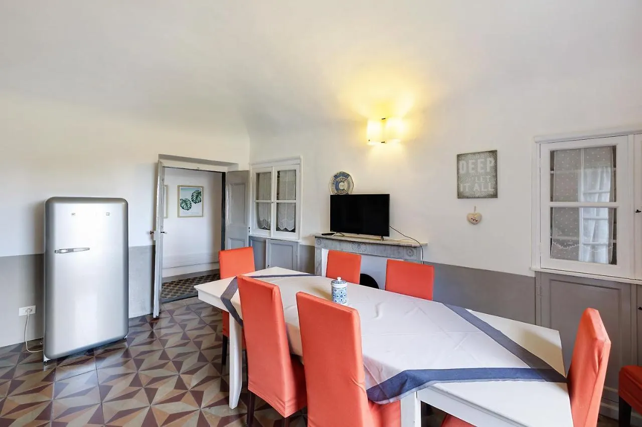 Trilocale Ginevra Apartment Finale Ligure 0*,  Italy