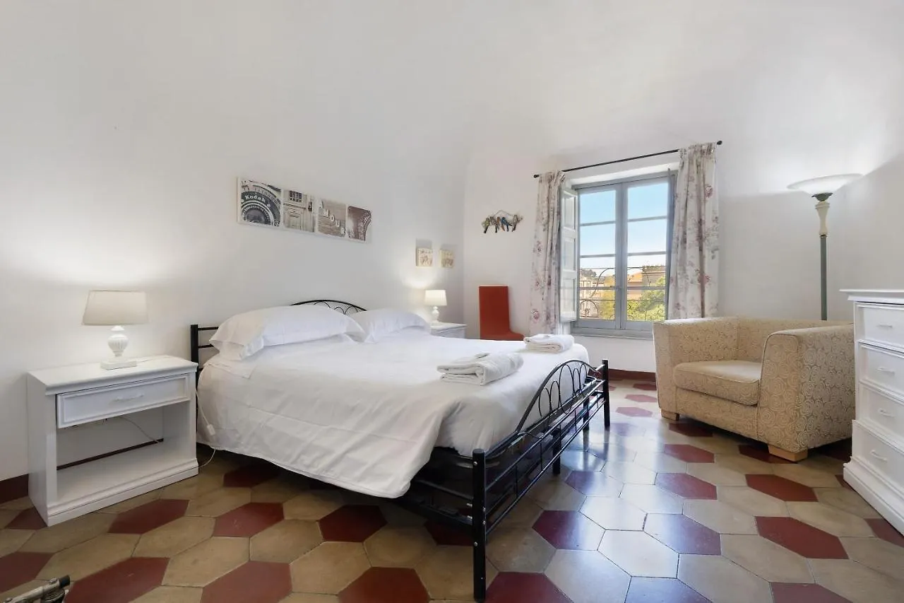 Trilocale Ginevra Apartment Finale Ligure