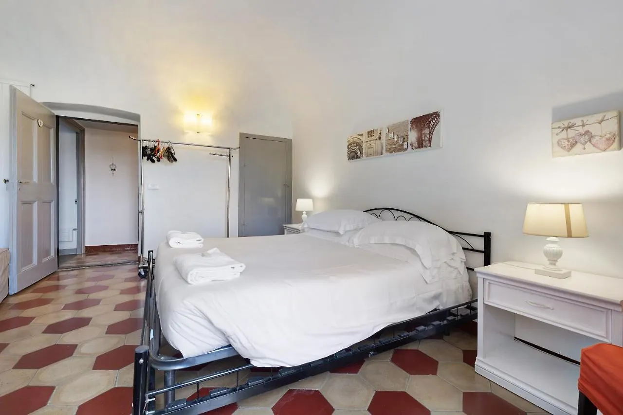 Trilocale Ginevra Apartment Finale Ligure