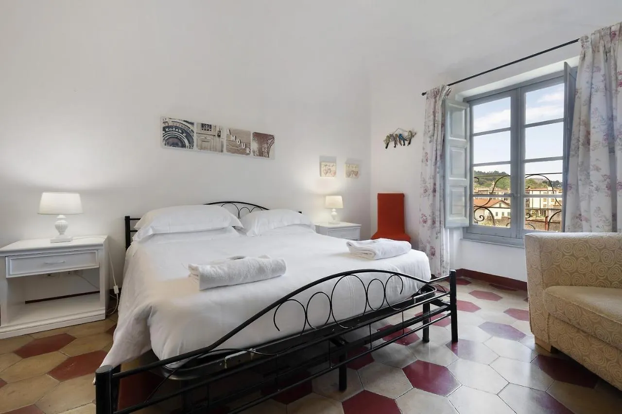 Trilocale Ginevra Apartment Finale Ligure Italy